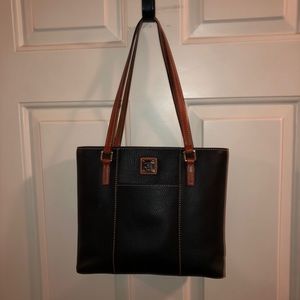 Dooney & Bourke handbag. Only used one time.